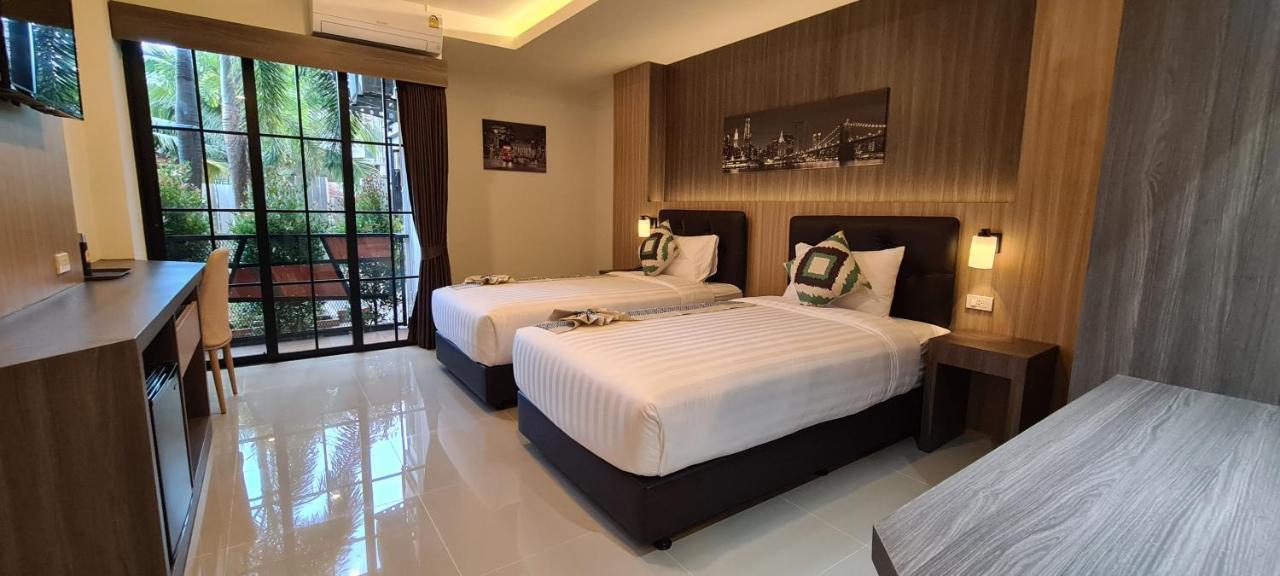 The Room Boutique Hotel Sakon Nakhon Exteriör bild