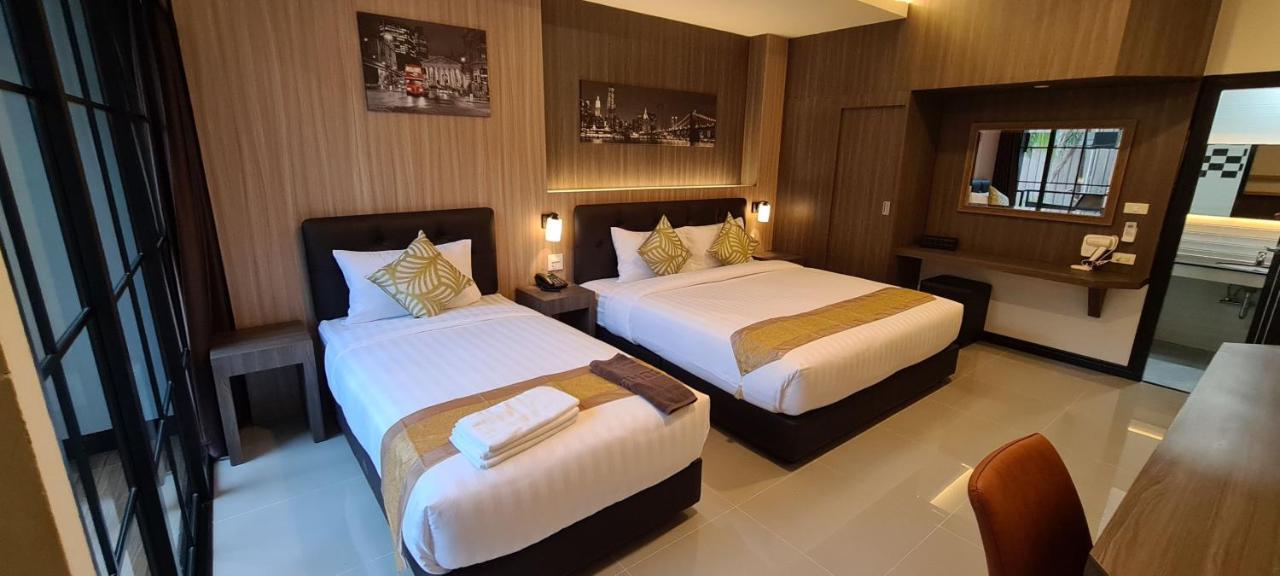 The Room Boutique Hotel Sakon Nakhon Exteriör bild