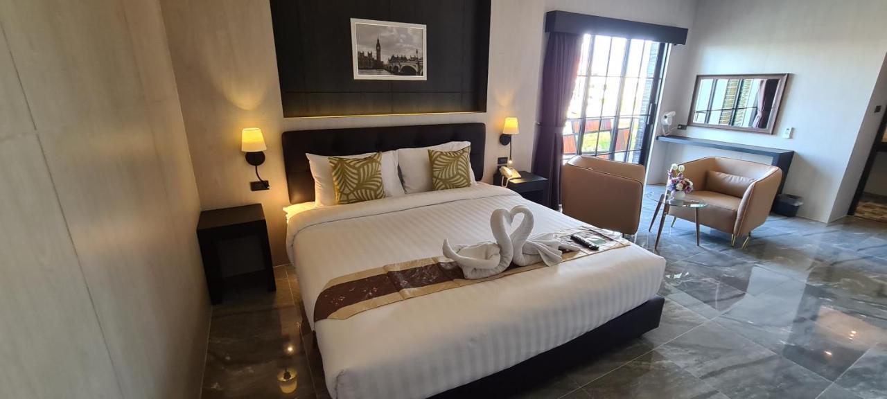 The Room Boutique Hotel Sakon Nakhon Exteriör bild