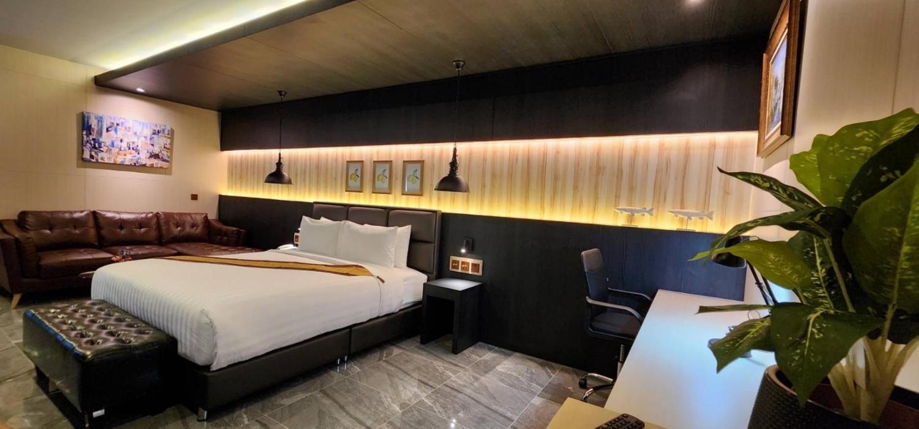 The Room Boutique Hotel Sakon Nakhon Exteriör bild